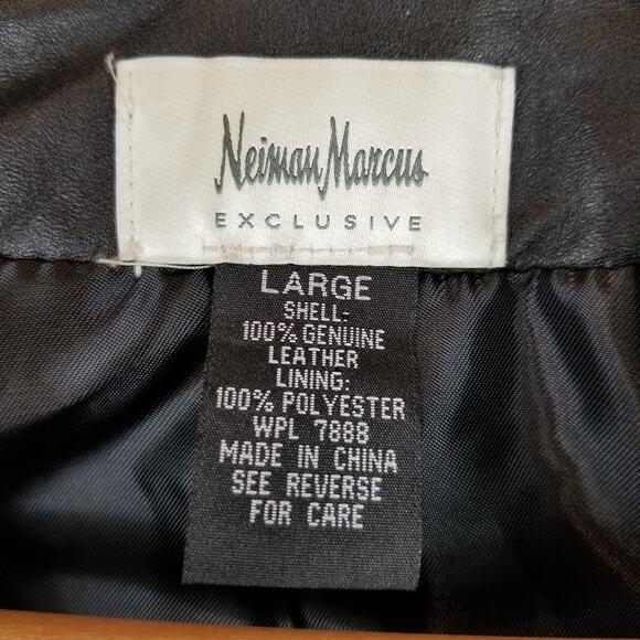 Neiman Marcus Women's Black Leather Ruffle Collar Jacket Size L Large - Picture 3 of 7
